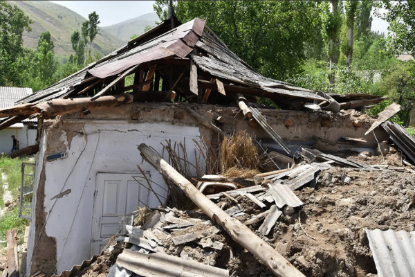 Пострадавшим от наводнения в Таджикистане выделят земельные участки