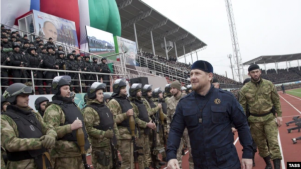 The Insider: В Чечне мужчин принудительно отправляют воевать в Украину