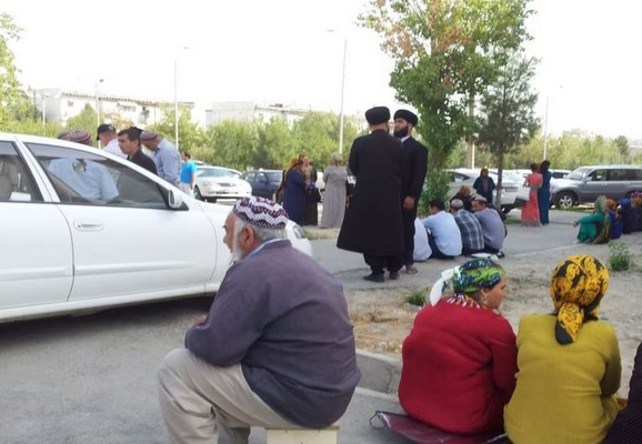 В Туркменистане отказывают в хадже гражданам, которые имеют родственников с судимостью