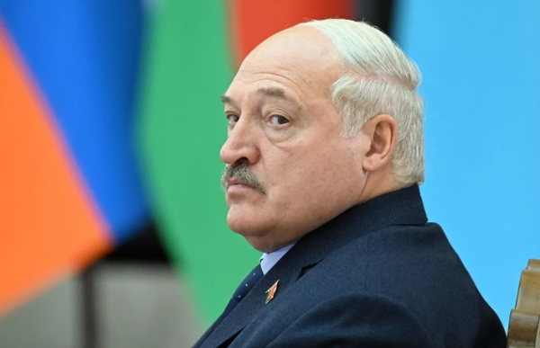 Лукашенко гуфт, дар интихоботи ояндаи президентӣ иштирок мекунад
