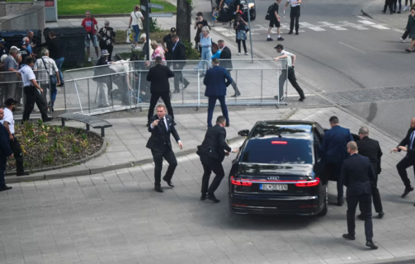 Премьер-министр Словакии ранен в результате покушения